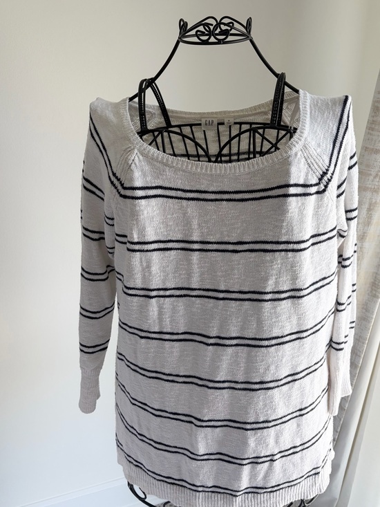 GAP Sweaters - Gap sweater